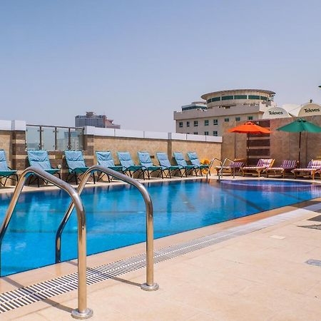 Crystal Plaza Al Majaz Hotel Sharjah Exteriör bild