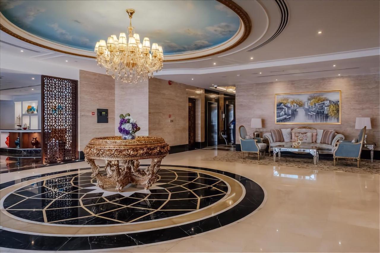 Crystal Plaza Al Majaz Hotel Sharjah Exteriör bild