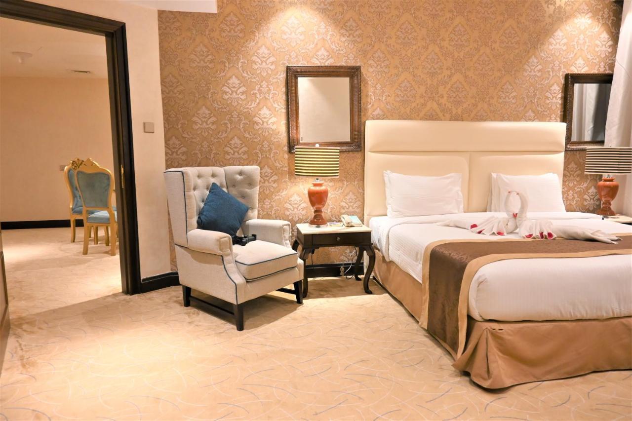 Crystal Plaza Al Majaz Hotel Sharjah Exteriör bild